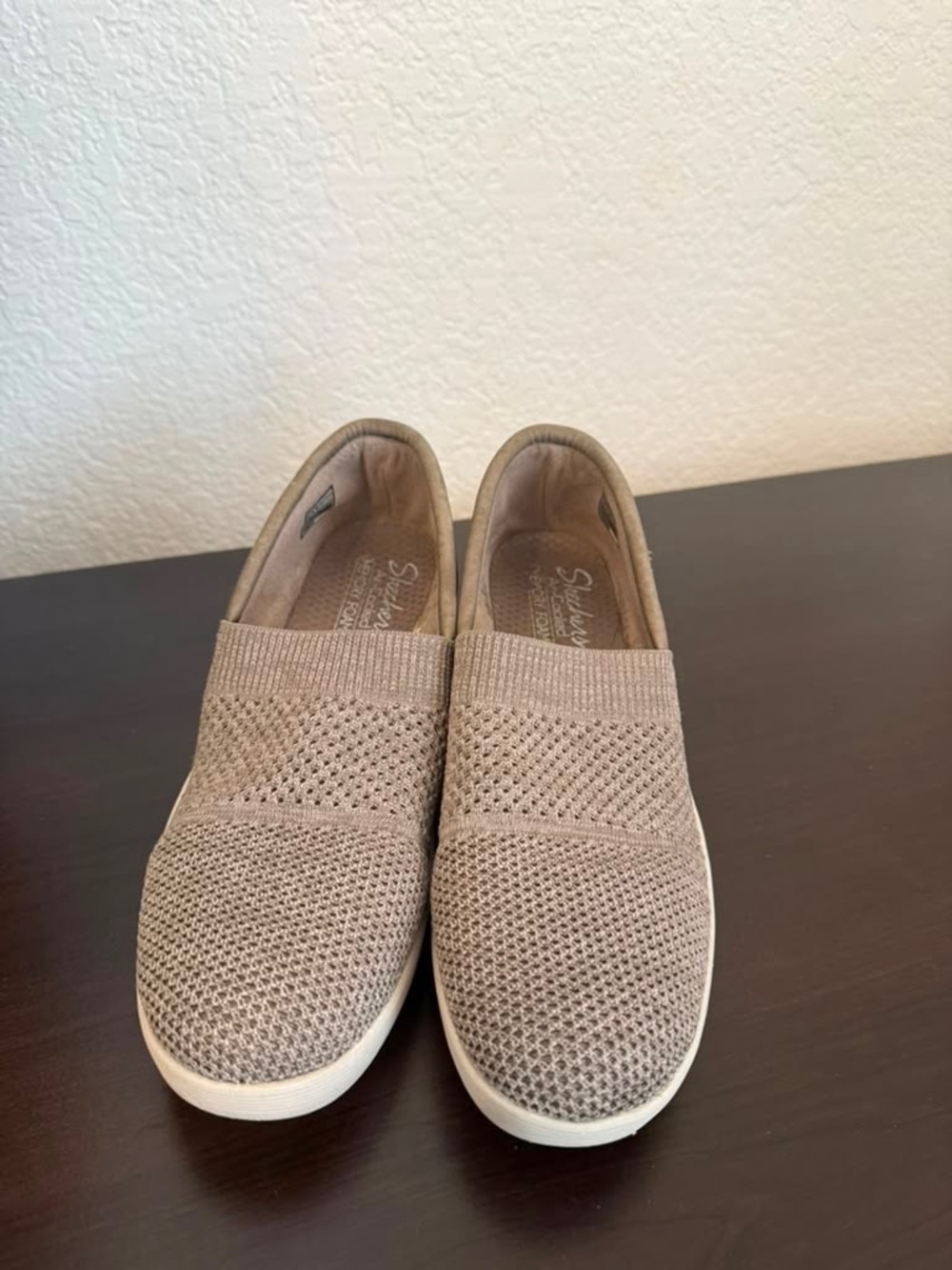 Skechers Air Cooled Memory Foam Knit Slip On Shoes Taupe Women's 11 Comfort